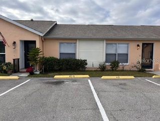 40 E COUNTRY COVE WAY, Kissimmee, FL 34743