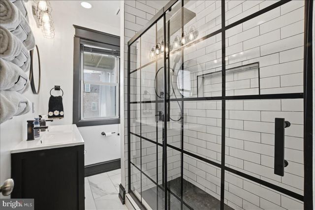 939 15TH ST SE, Washington, DC 20003