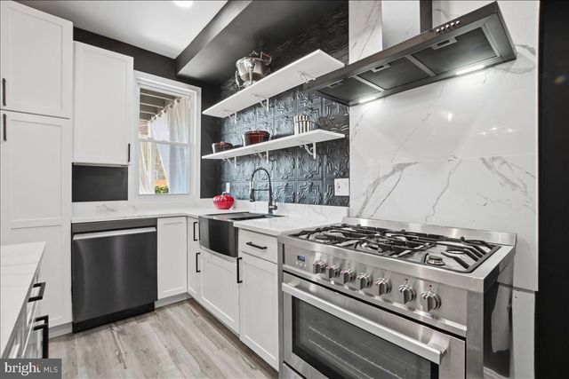 939 15TH ST SE, Washington, DC 20003