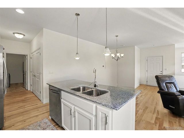 2008 S Flanders Way D, Aurora, CO 80013