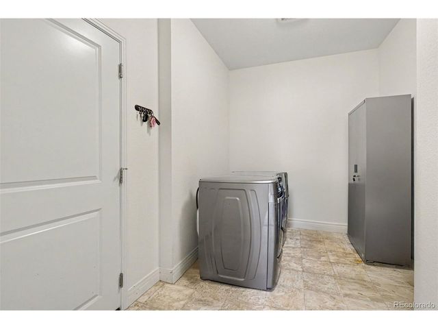 2008 S Flanders Way D, Aurora, CO 80013