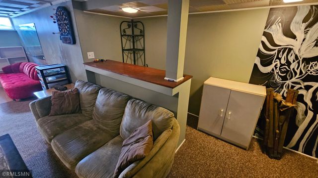 6009 13th Avenue S, Minneapolis, MN 55417