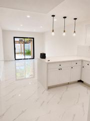 10851 SW 2nd Street K105, Sweetwater, FL 33174