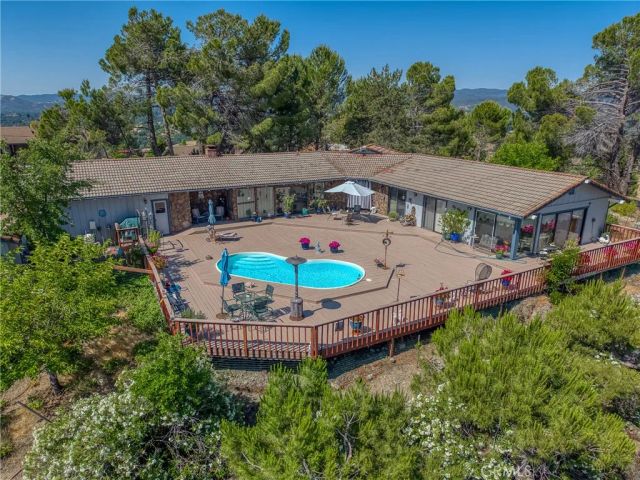 460 Lake Vista Drive, Lakeport, CA 95453
