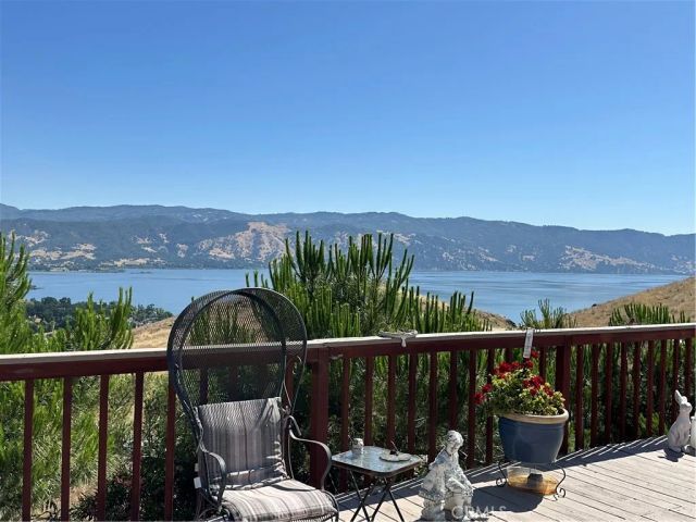 460 Lake Vista Drive, Lakeport, CA 95453