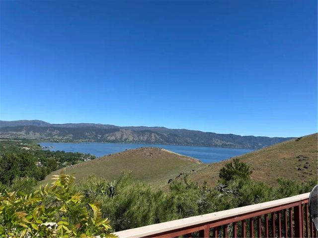 460 Lake Vista Drive, Lakeport, CA 95453