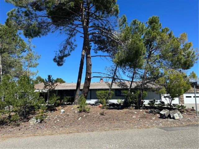 460 Lake Vista Drive, Lakeport, CA 95453