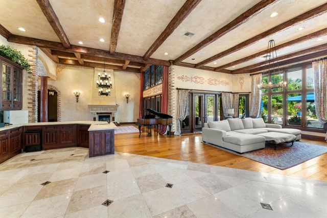 2927 Rhone Drive, Palm Beach Gardens, FL 33410