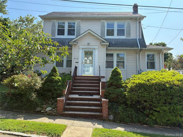 4634 Iris Lane, Great Neck, NY 11020