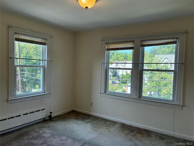 4634 Iris Lane, Great Neck, NY 11020