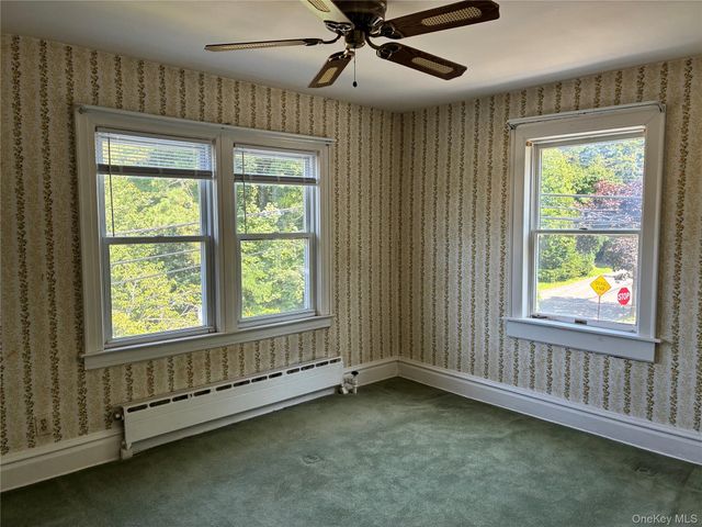 4634 Iris Lane, Great Neck, NY 11020