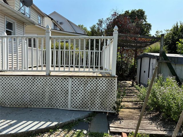 4634 Iris Lane, Great Neck, NY 11020