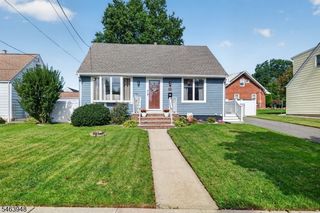 50 Maple Hill Rd, Clifton City, NJ 07013