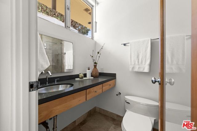 1319 Harvard Street 5, Santa Monica, CA 90404