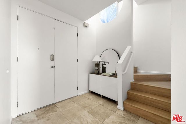 1319 Harvard Street 5, Santa Monica, CA 90404