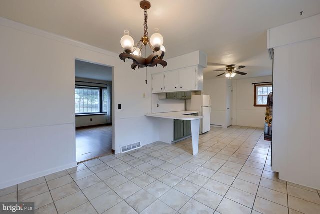 2833 VIREO RD, York, PA 17403