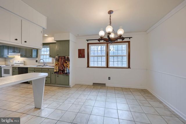 2833 VIREO RD, York, PA 17403