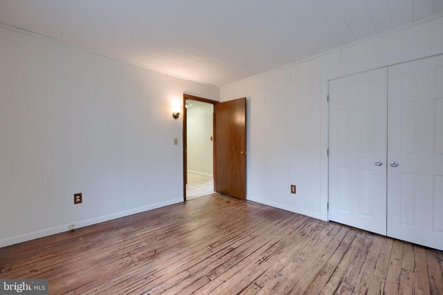 2833 VIREO RD, York, PA 17403