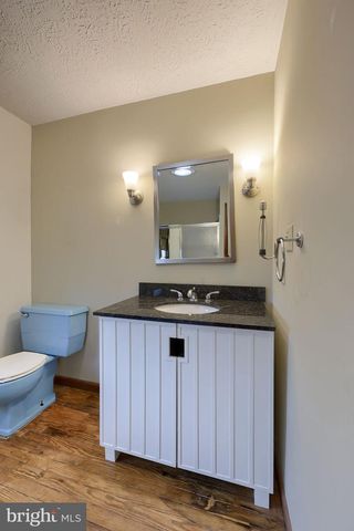 2833 VIREO RD, York, PA 17403