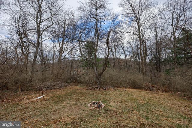 2833 VIREO RD, York, PA 17403