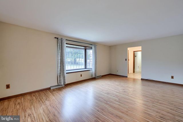 2833 VIREO RD, York, PA 17403