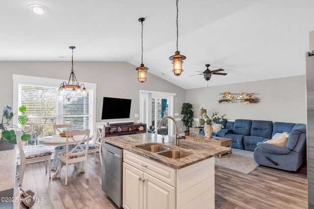 107 SW 25th Street, Oak Island, NC 28465