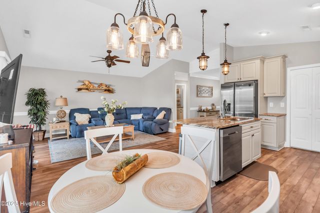 107 SW 25th Street, Oak Island, NC 28465