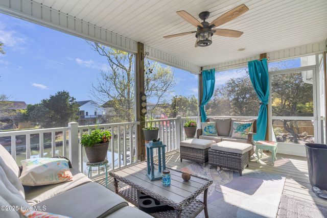 107 SW 25th Street, Oak Island, NC 28465