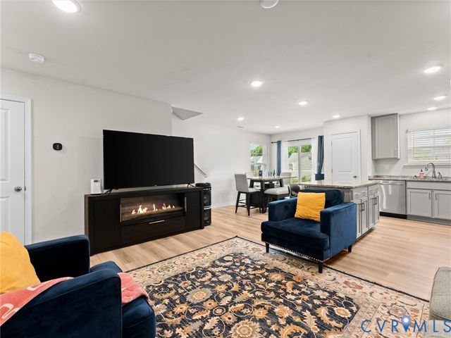 2112 Grand Reserve Way, Richmond, VA 23223
