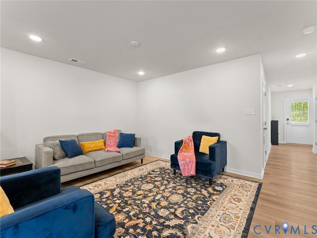 2112 Grand Reserve Way, Richmond, VA 23223