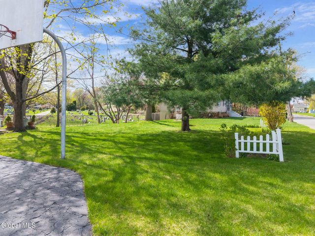 15 Albermarle Road, Scotia, NY 12302