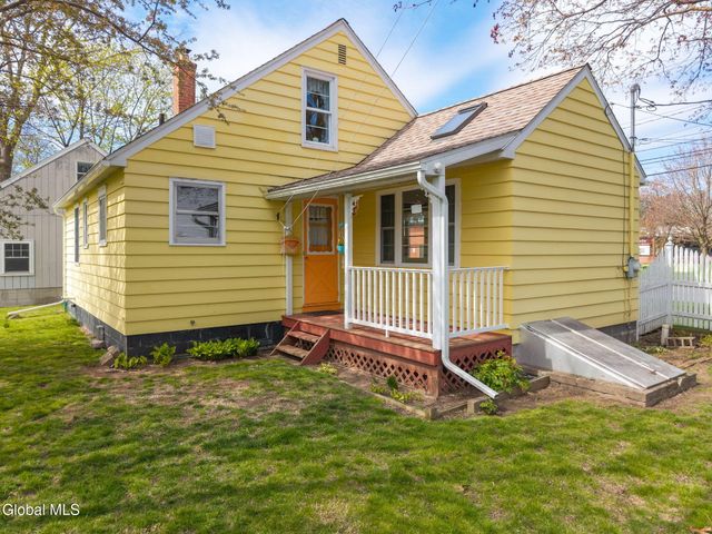 15 Albermarle Road, Scotia, NY 12302