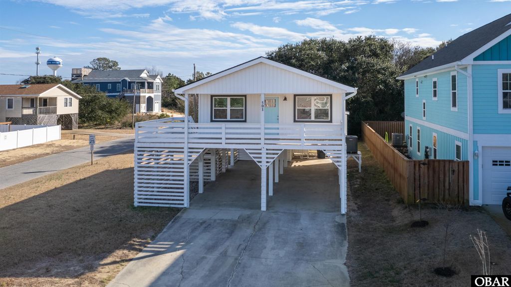 Image 1 of property listing at 501 W Third Street Lot 1, Kill Devil Hills, NC 27948