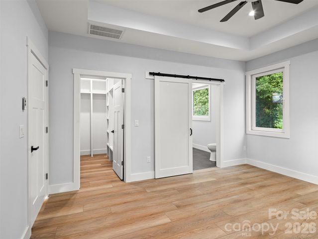 902 Narva Road, Hendersonville, NC 28792