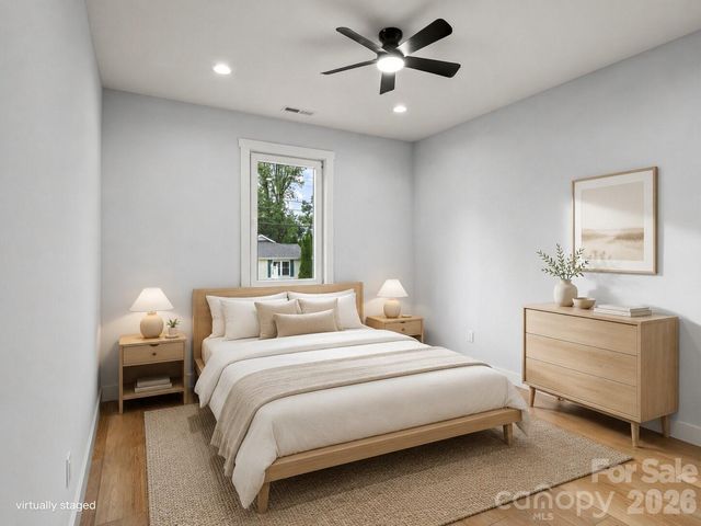 902 Narva Road, Hendersonville, NC 28792