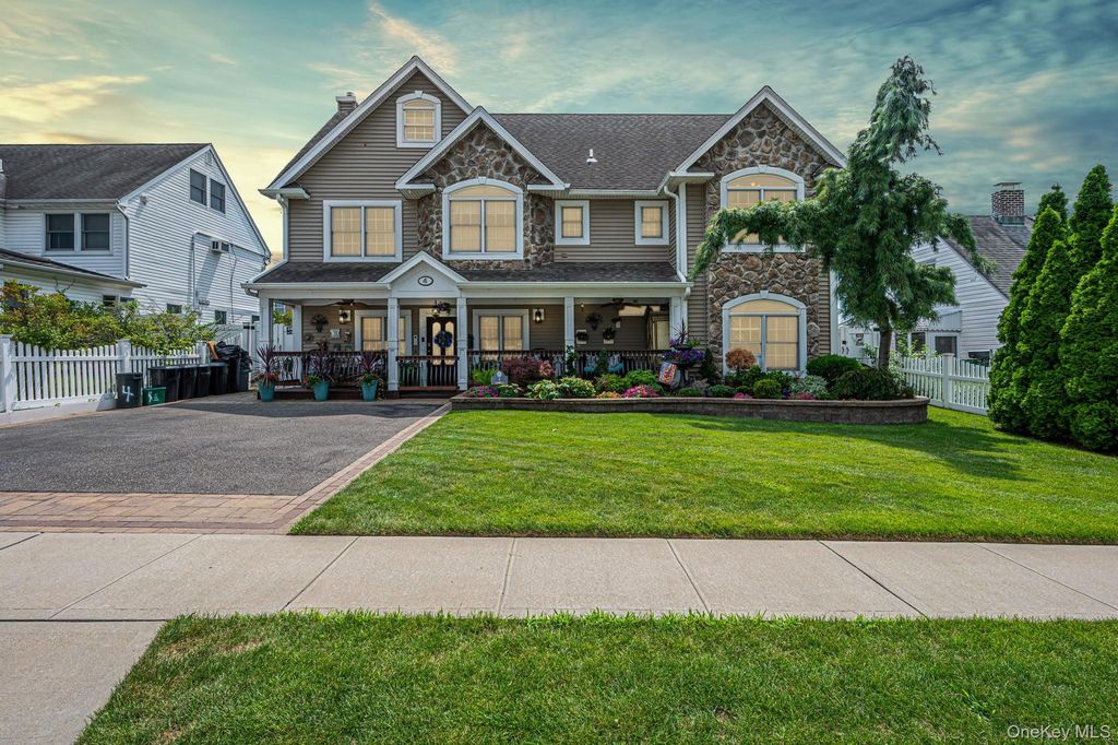 4 Teamster Lane, Levittown, NY 11756