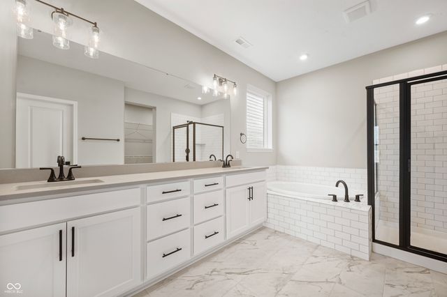 14239 Coyote Ridge Drive, Noblesville, IN 46060