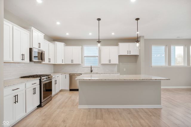 14239 Coyote Ridge Drive, Noblesville, IN 46060