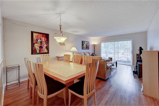 4150 NW 90th Avenue 202, Coral Springs, FL 33065