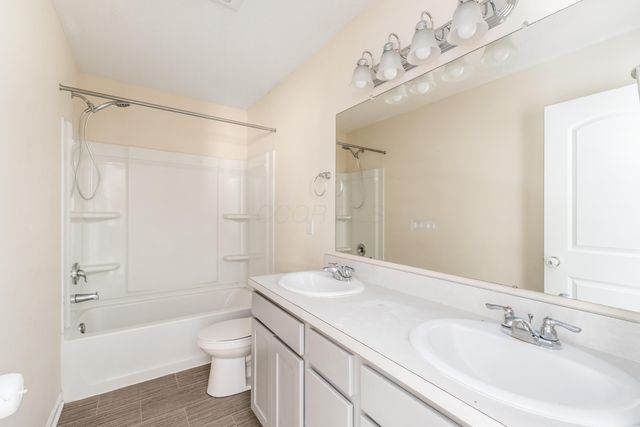 4420 Hickory Lane, Hebron, OH 43025