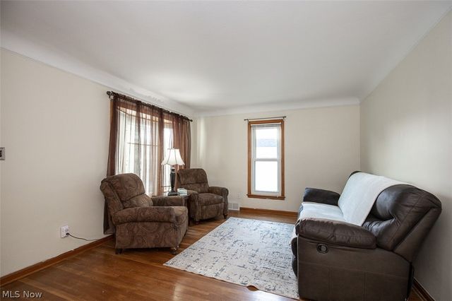 6602 Brownfield Drive, Parma, OH 44129