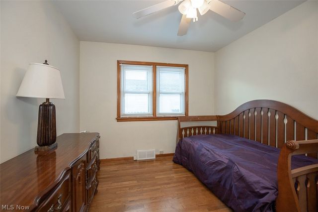 6602 Brownfield Drive, Parma, OH 44129