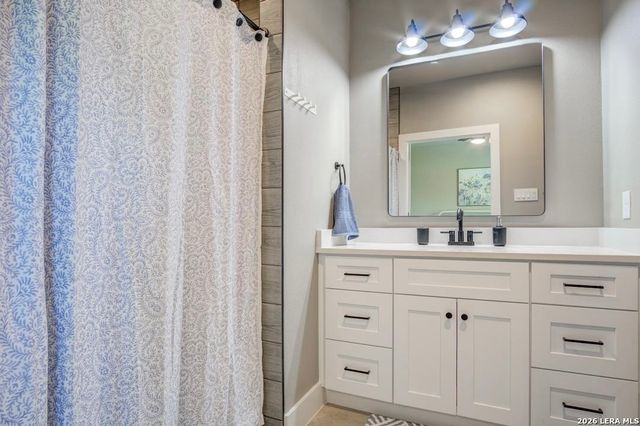 30652 Oakview Rd Apt 5, Bulverde, TX 78163