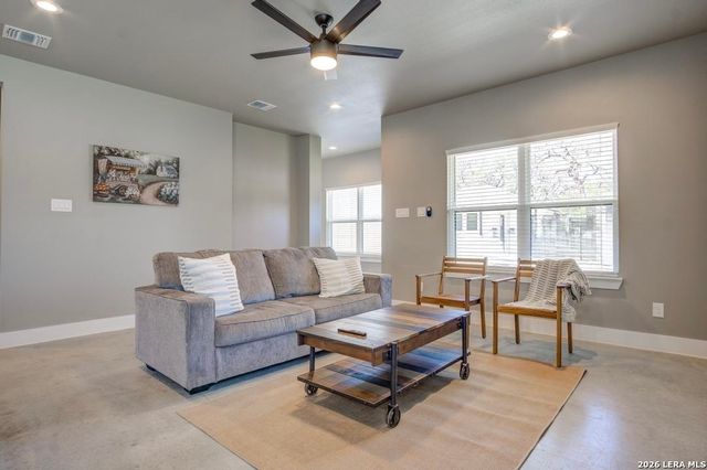 30652 Oakview Rd Apt 5, Bulverde, TX 78163