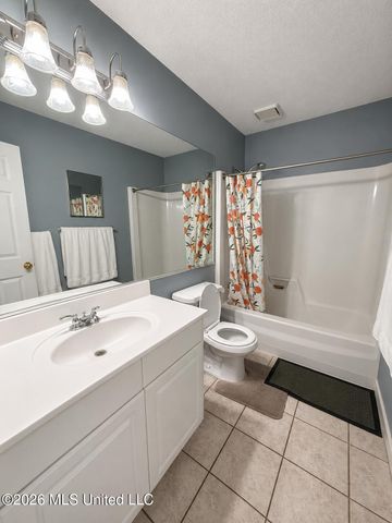 245 Mc Donnell Avenue, 202a, Biloxi, MS 39531