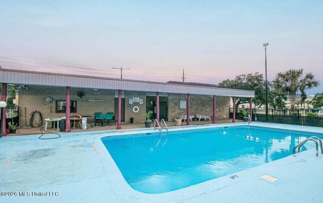245 Mc Donnell Avenue, 202a, Biloxi, MS 39531