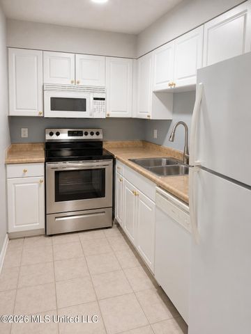 245 Mc Donnell Avenue, 202a, Biloxi, MS 39531