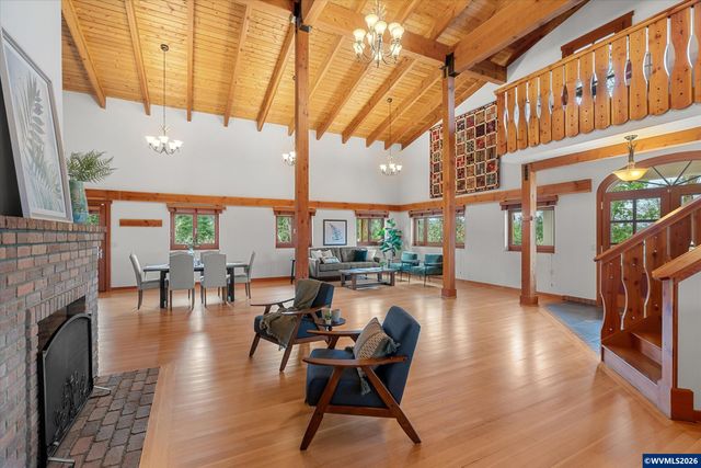 2550 Stiles Rd, Dallas, OR 97338