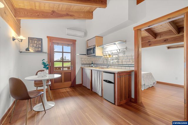 2550 Stiles Rd, Dallas, OR 97338