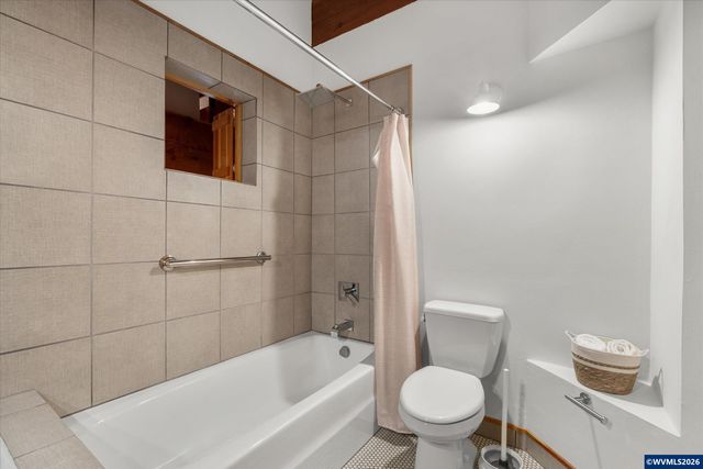 2550 Stiles Rd, Dallas, OR 97338